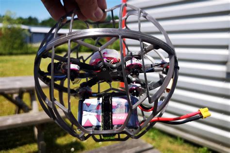 prise en mains le drone ballon fb de ldarc est chez studiosport helicomicro