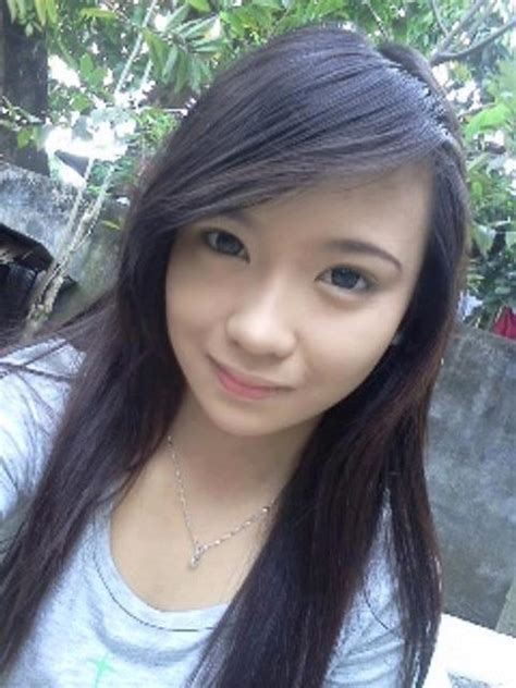 daily cute pinays 9 pretty girls sexy pinays on facebook