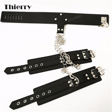 buy thierry female handcuffs collar connecting bondage