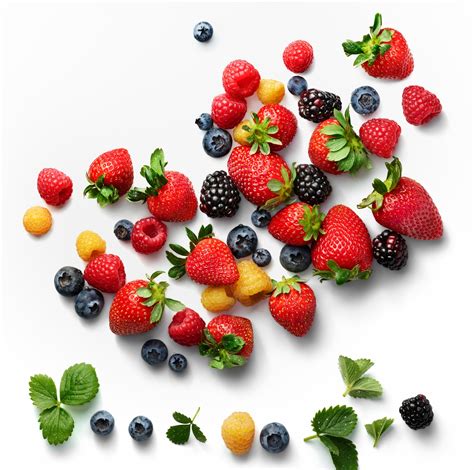 berries 101 choosing the best whole foods market