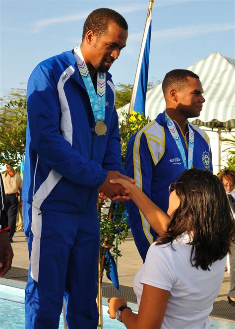 bermuda swimmers win 28 medals in aruba bernews