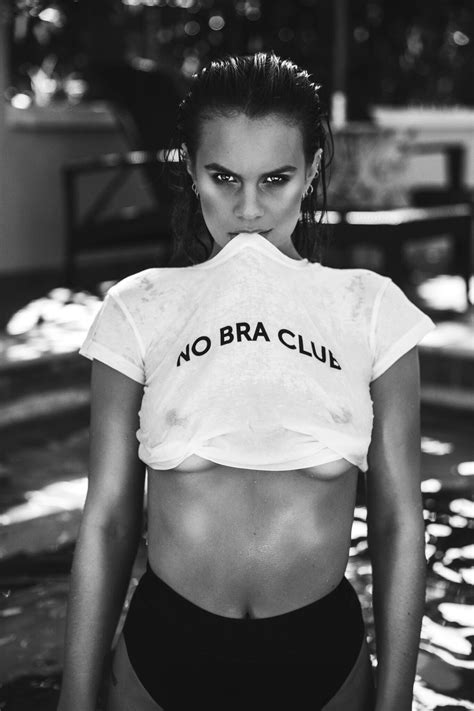 “leave your bra at home” the “nobraclub” movement is on the rise