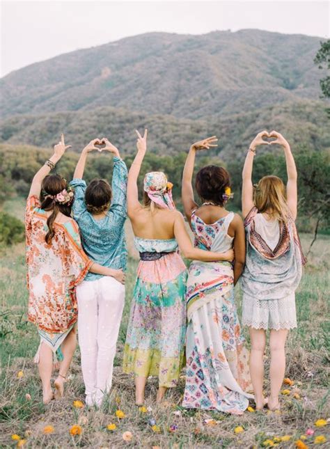 what does your group photo pose say about you group photo poses bridesmaid inspiration