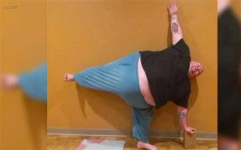 nearly 700 pounds man turns to yoga to reshape his life