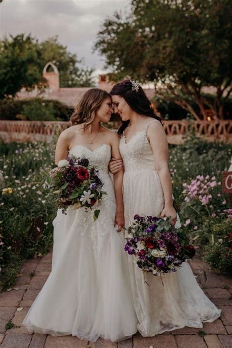 🧡 Lesbianweddingideas 👰🤵 Romantic And Beautiful Lesbian Wedding