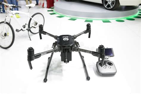 drone  dubai police   dubai motor show  editorial stock photo image  remote