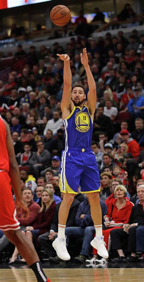 klay thompson sets nba record    pointers  rout  bulls