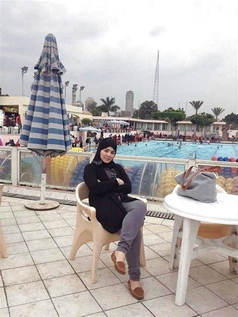 Egyptian Arab Hijab Girl Naked Selfie Nude Zainab Shehata Photo 10