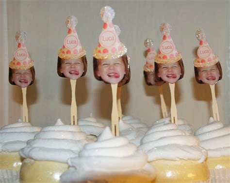 cake face toppers december