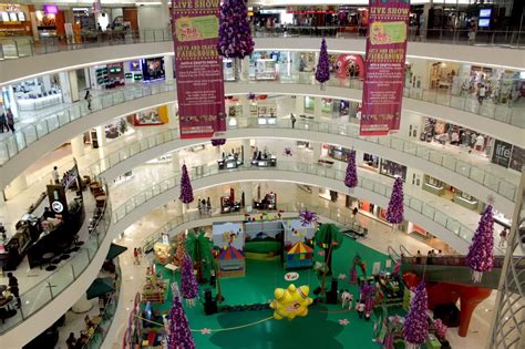 mall  jakarta fit   traveler hangout wonderful indonesia