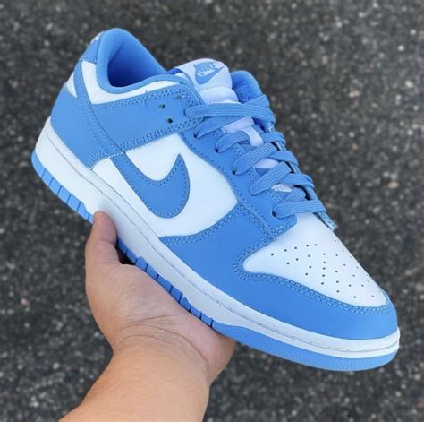 nike dunk  unc crepped