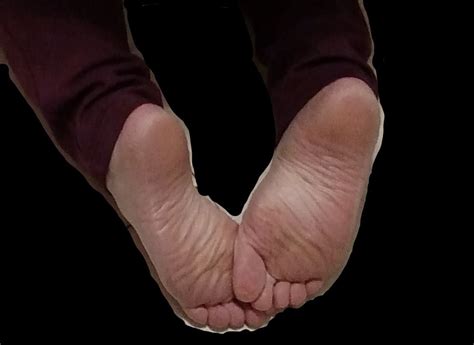 pawg bbw wife s wrinkled feet wide soles 14 pics