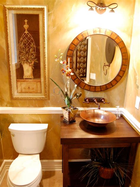 tips  decorating  small bathroom bath crashers diy