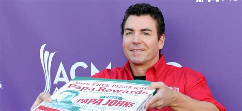john schnatter quits papa john s after using n word the company is better off without him