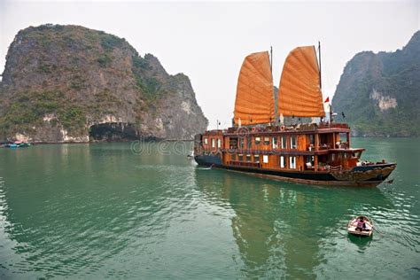 halong bay vietnam unesco world heritage site stock photo image