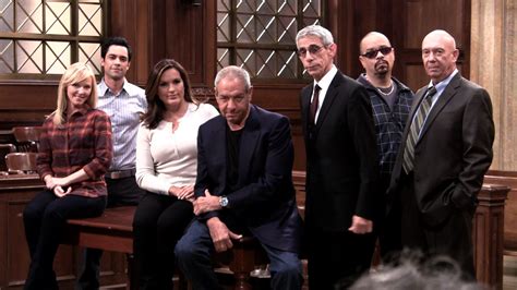 watch law and order special victims unit behind the scenes