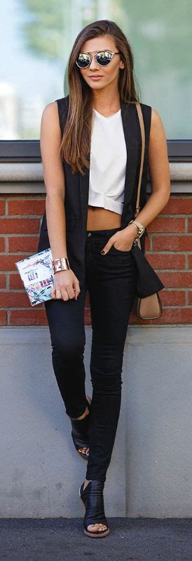 these 15 blogger outfits will show you how to wear a sleeveless jacket Футболки и Подарки