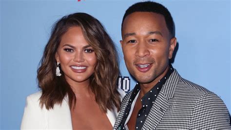 The Truth About Chrissy Teigen S Mental Health Struggles