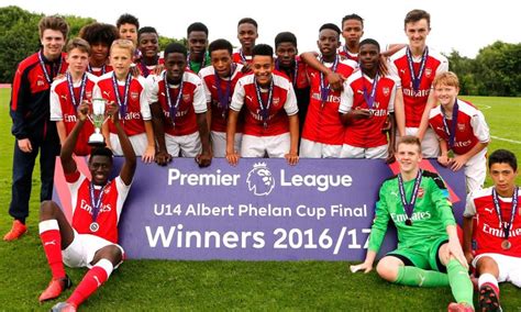 arsenal  bucking  trend     youth
