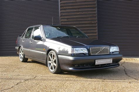 volvo    saloon manual seymour pope