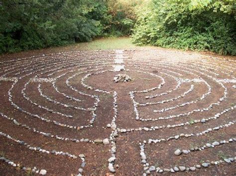 labyrinth  guided meditation hubpages