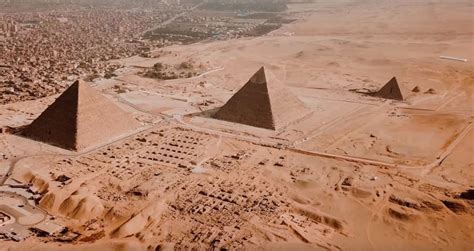 Fly Over Egypt S Ancient Pyramids In This Stunning Aerial
