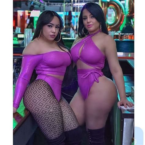 Violet Clothing Purple Thigh Leg Porn Pic Eporner