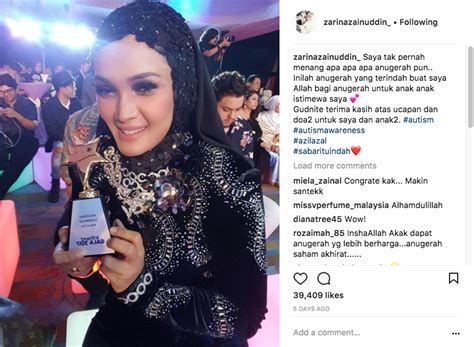 zarina zainuddin terima anugerah supermom di anugerah intrend gala 2017