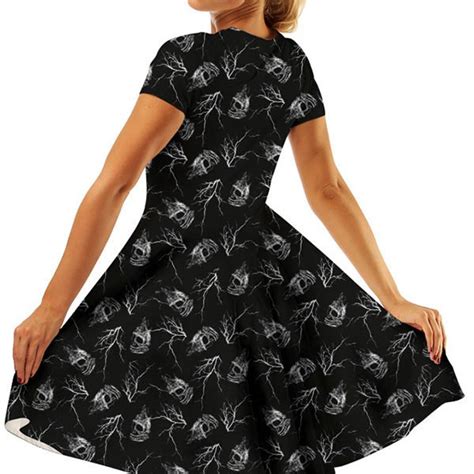 Short Sleeve Floral Print Dress With O Neck And Skater Design