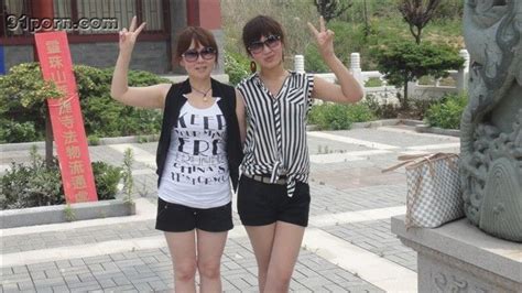 Takittoo Wife Pics Chinese Wife Flashes Her Sntach On