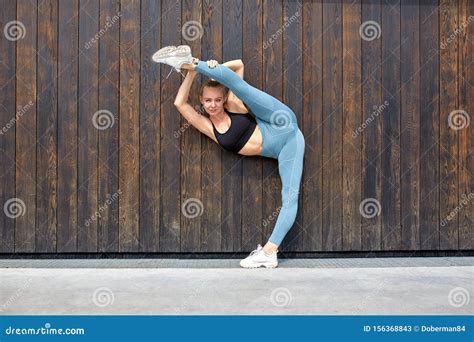 Teen Gymnast Doing Splits Telegraph