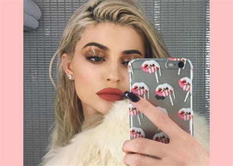 Kylie Jenner Tells Us How To Get Her Slick Wet Eye Look