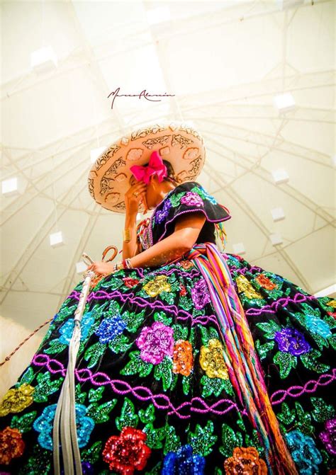 Traje Hermoso De Chiapas Mexican Costume Traditional Mexican Dress