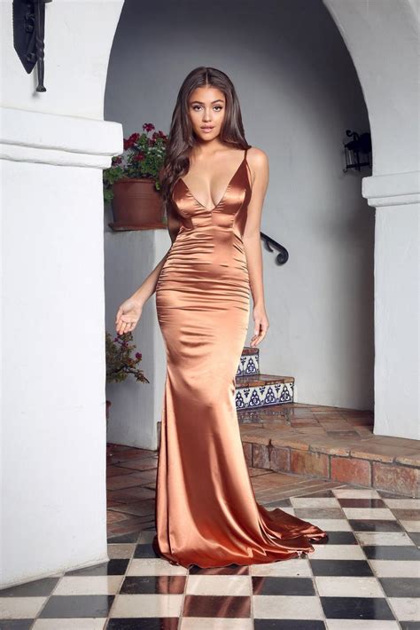 Sexy V Neckline Silk Like Satin Mermaid Long Prom Dresses