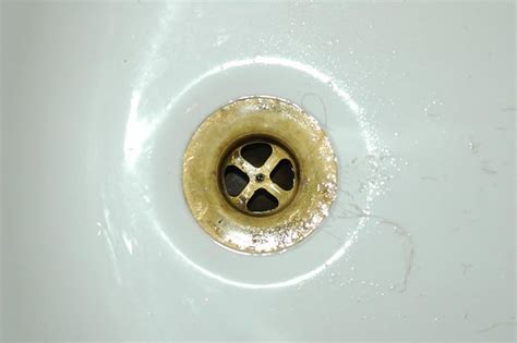 How To Remove Bathtub Drain And Install A New One In 5 Easy Steps