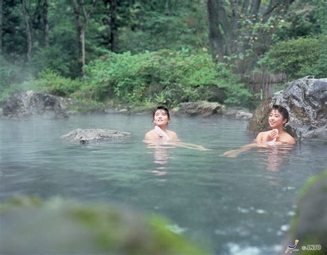 onsen spa japanese hot springs places i d like to go pinterest hot springs and spa