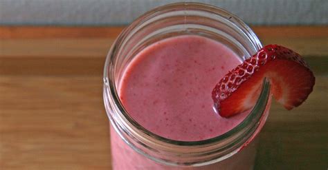 10 healthy smoothies with 5 ingredients or less popsugar fitness uk