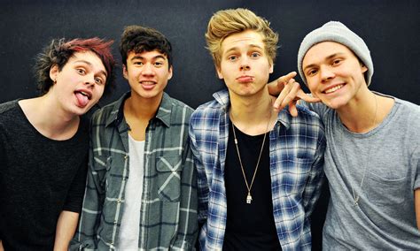 pop charts aussie boy band  seconds  summer  huge debut  number  showbiz