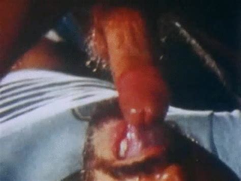 [gay Vintage] Hairy Muscle Daddy 2 1979 Scene 2