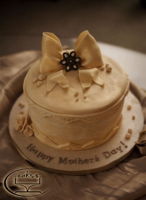 elegant mother s day cake
