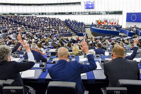 size  parliament  shrink  brexit news european parliament