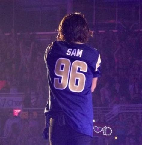 Harry Styles Wears A Jersey For Openly Gay Nfl Player