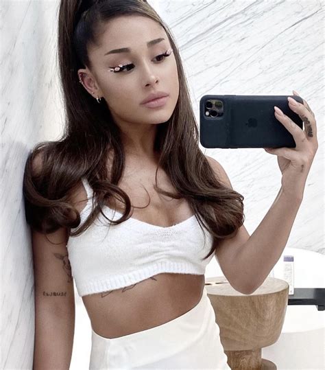 Ariana Grande Sexy Selfie Celebhub