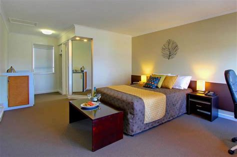 comfort inn  pier luxury accommodation tasmania