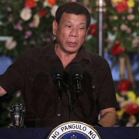 philippine president rodrigo duterte refuses to apologise for gay slur
