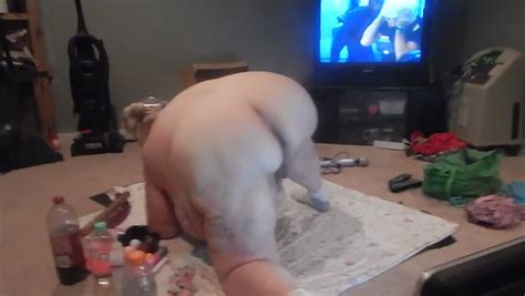 Huge And Greesy Granny Playing With Her Vagina On Webcam