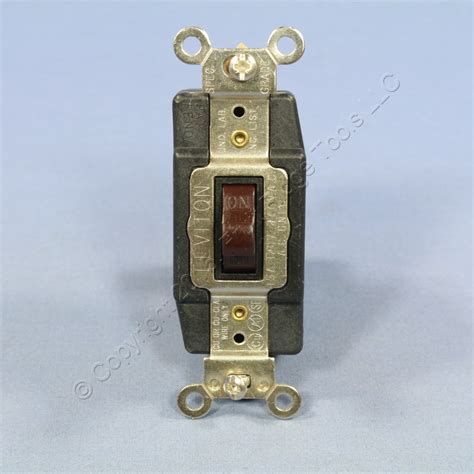 leviton spdt single pole double throw center  maintained switch  bulk