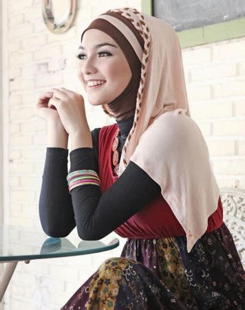 tutorial hijab elzatta ala citra kirana  model berbeda