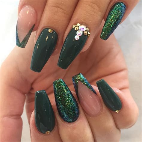 preen beauty specialists  instagram khaki nails   beaute