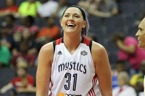 also also also wnba s stefanie dolson is out and other stories of wonder autostraddle